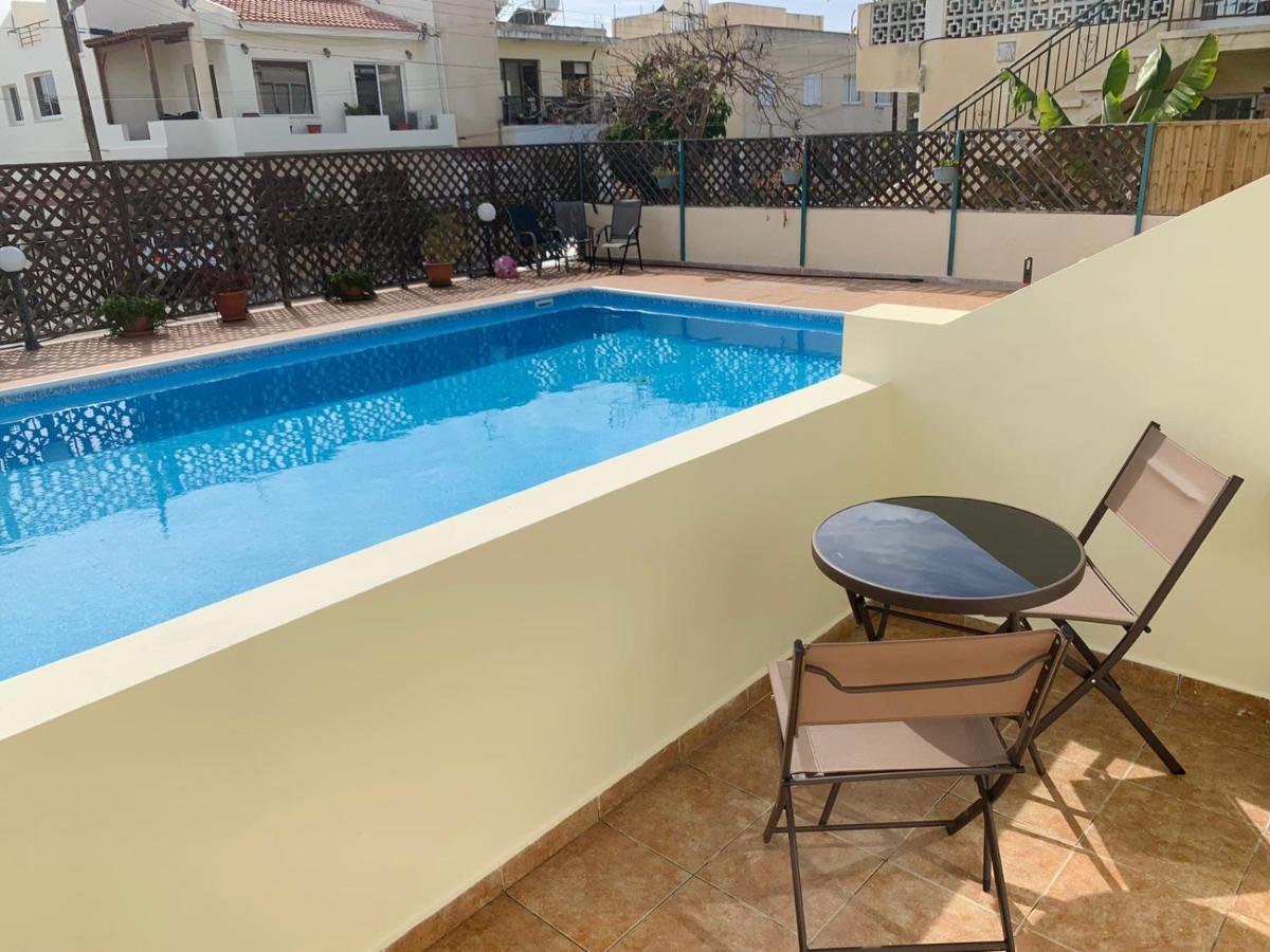 Peaceful Apartment With Double Bed - Oak Breeze Paphos Buitenkant foto