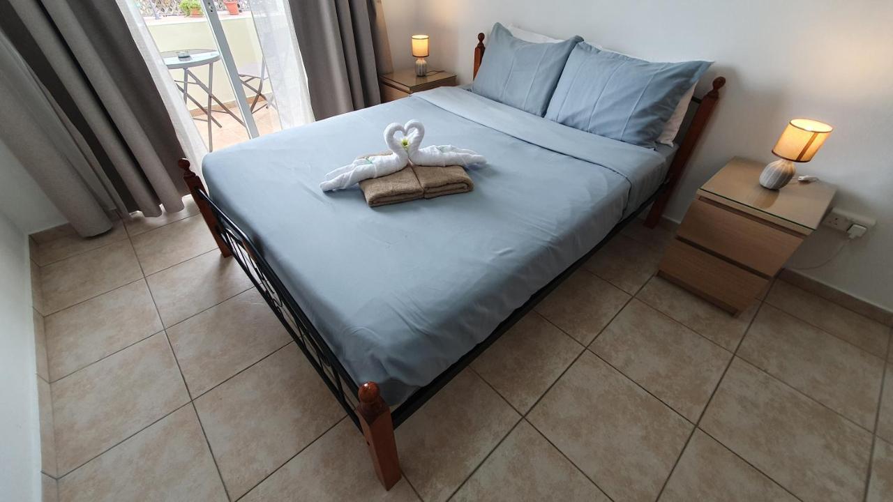 Peaceful Apartment With Double Bed - Oak Breeze Paphos Buitenkant foto