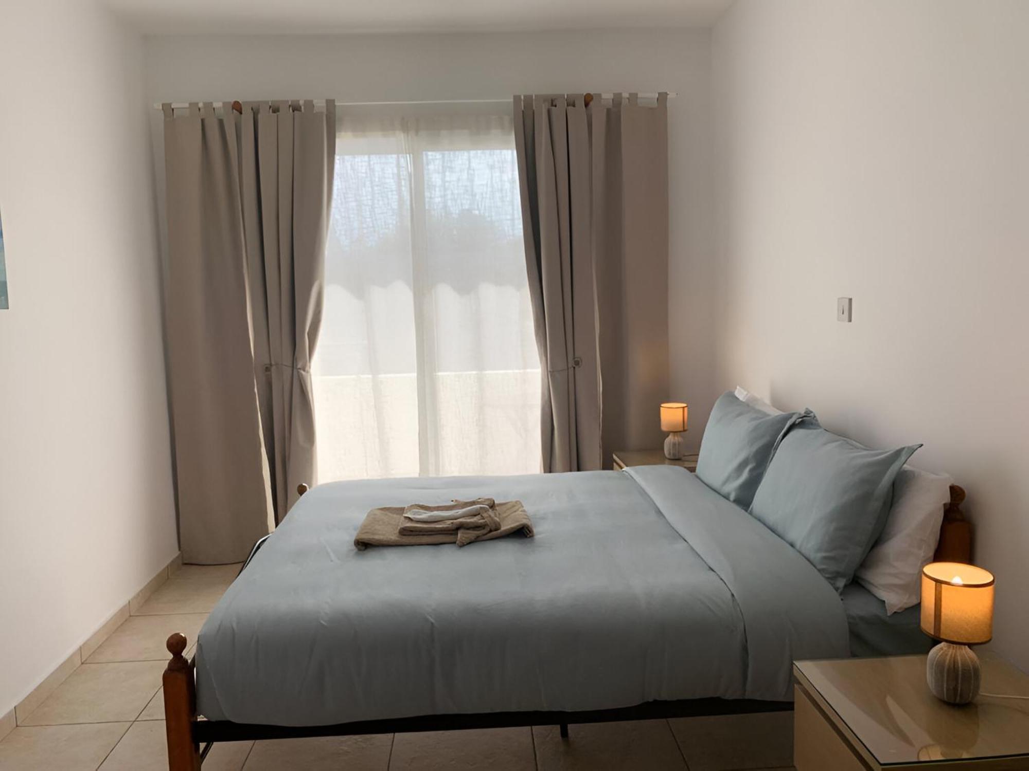 Peaceful Apartment With Double Bed - Oak Breeze Paphos Buitenkant foto