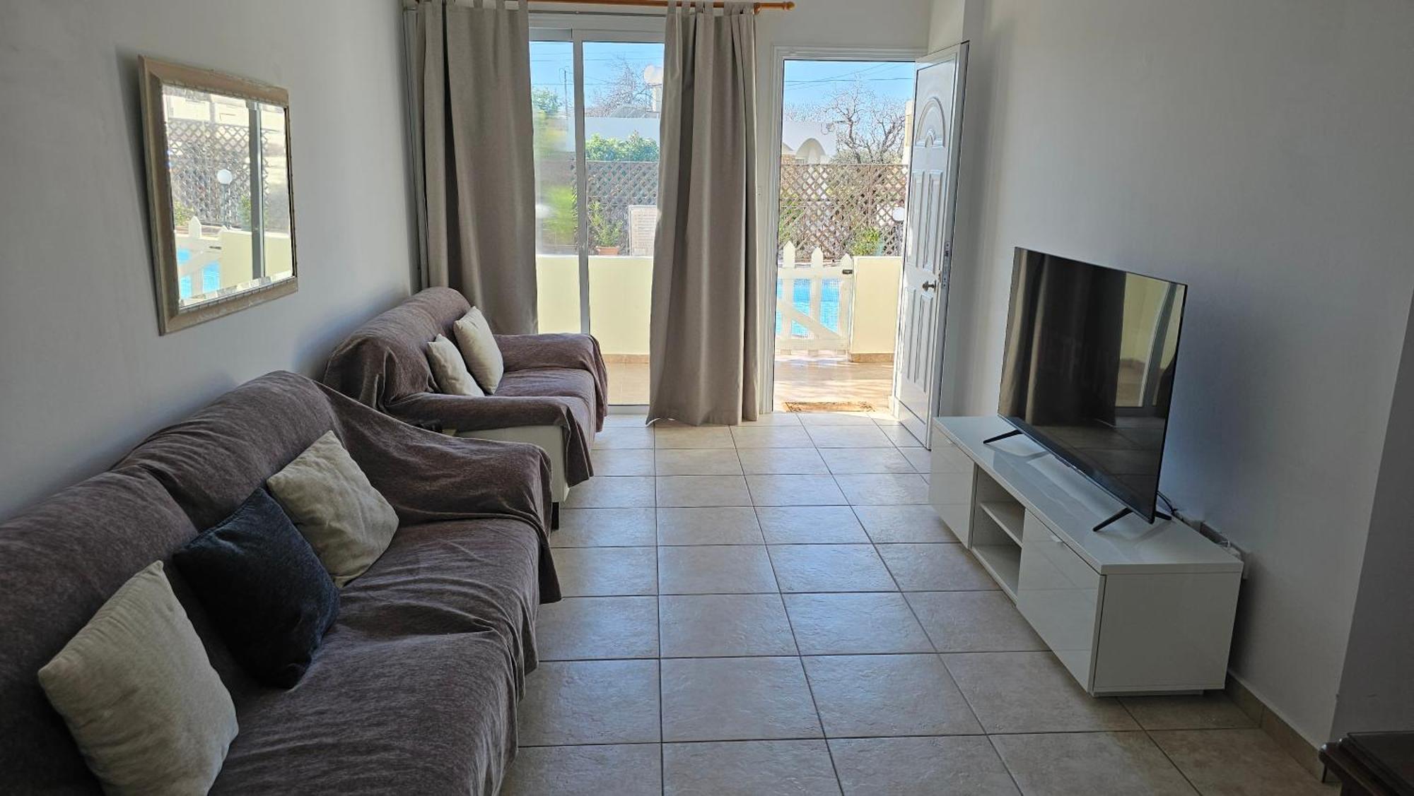 Peaceful Apartment With Double Bed - Oak Breeze Paphos Buitenkant foto